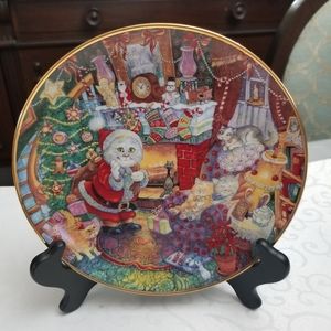 Collectible Franklin Mint Plate, "Santa Claws",